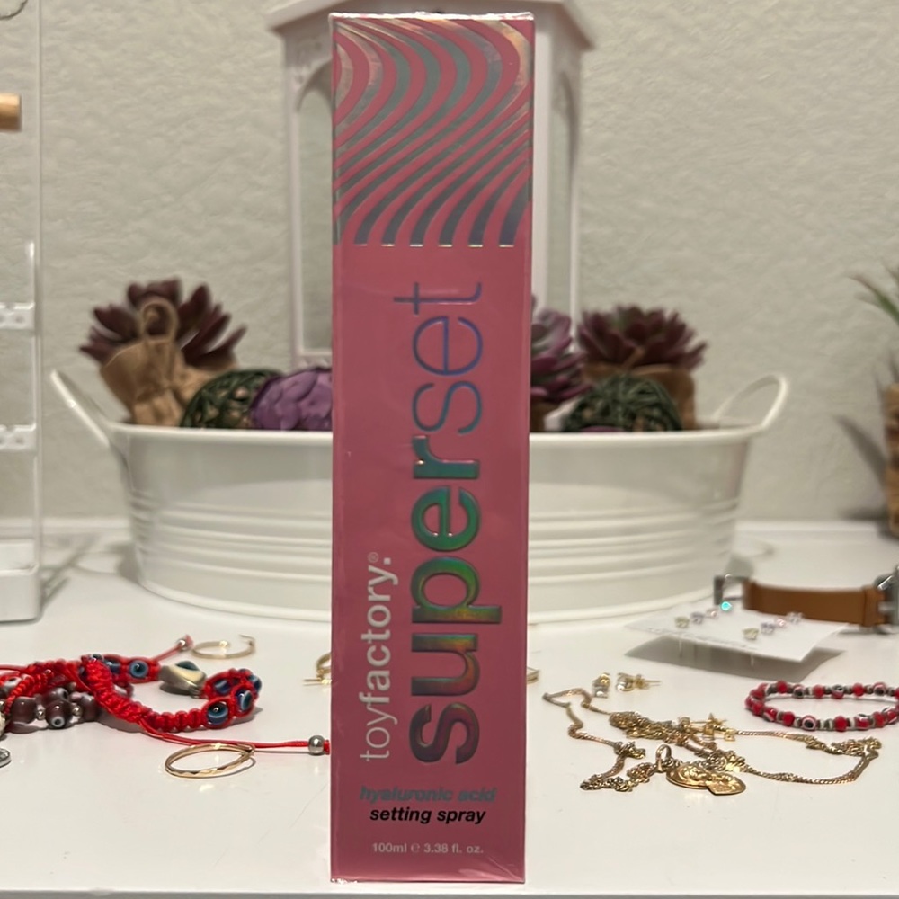 Toyfactory Superset Hyaluronic Acid Setting Spray